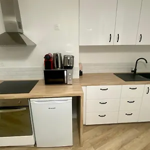 Appartement Ah Service Charming Champs Elysées - 4p, Paris