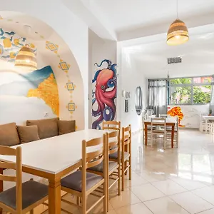 Hostel Hasta La Vista Sarandë