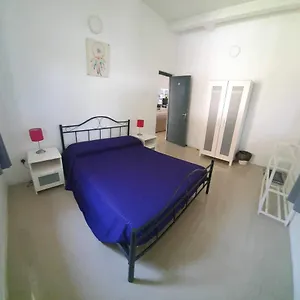 https://home-from-home.negombohotels.net