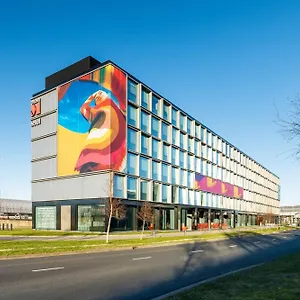 Citizenm Schiphol Airport מלון סכיפהול