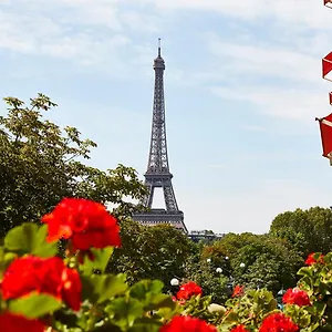 Plaza Athénée - Dorchester Collection ***** Paris