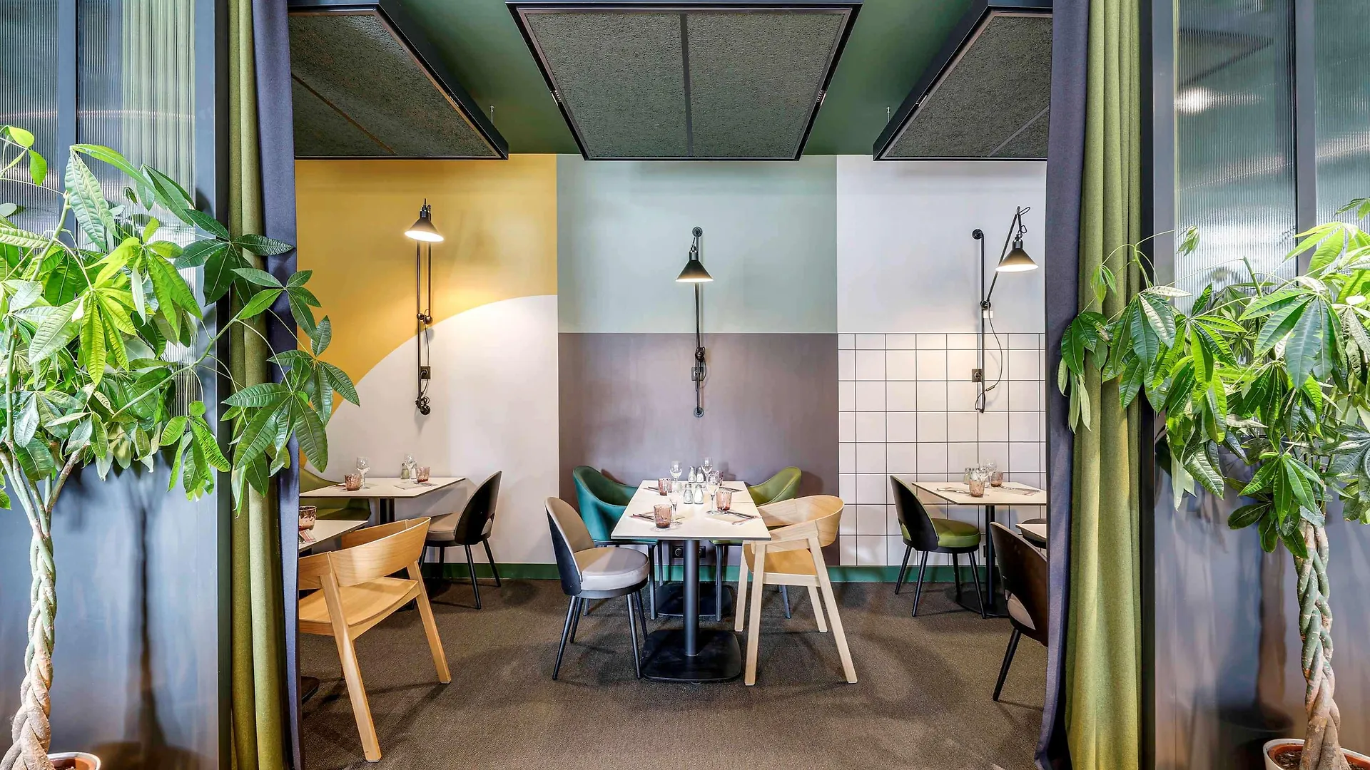 **** Hotel Novotel Paris Gare De Lyon Francja