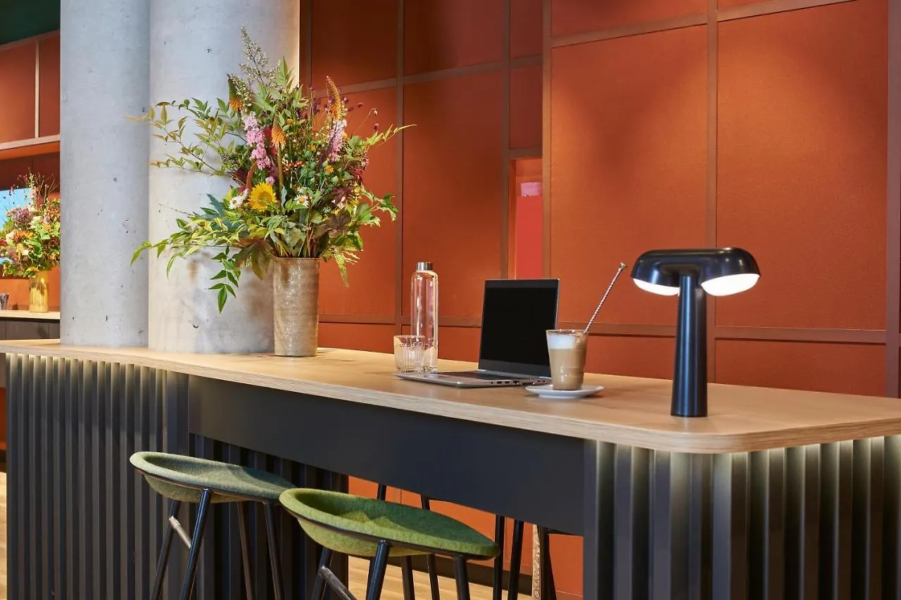 Novotel Paris Gare De Lyon 4*,