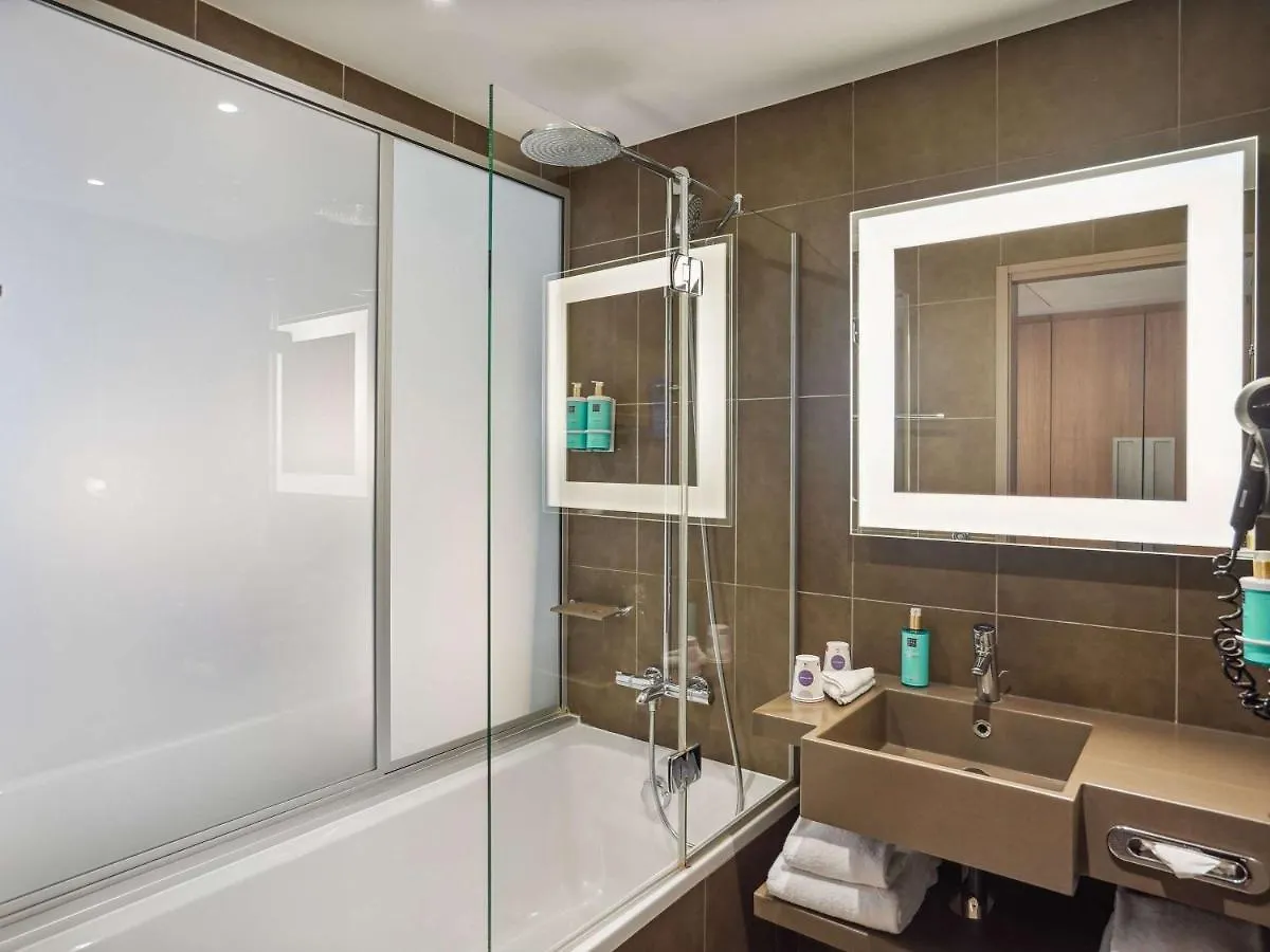 Novotel Paris Gare De Lyon 4*,
